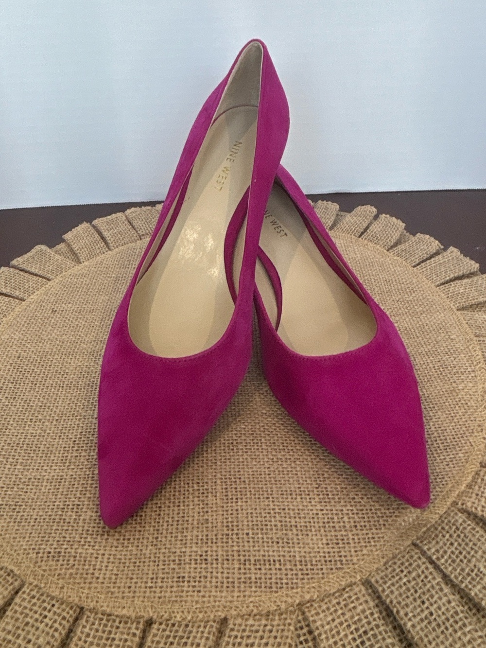 Nine West Izabela Raspberry Suede Pump w/Kitten Heel NWOB